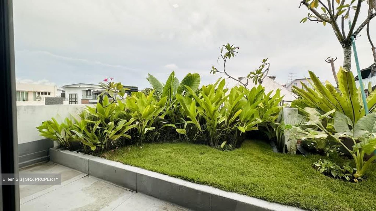 Seletar Hills Estate (D28), Terrace #591185031